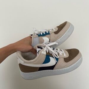 nike air force textures fuzz lined sneakers